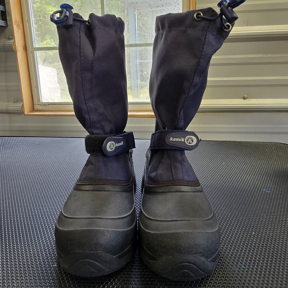 Kamik Black and Blue Winter Boots